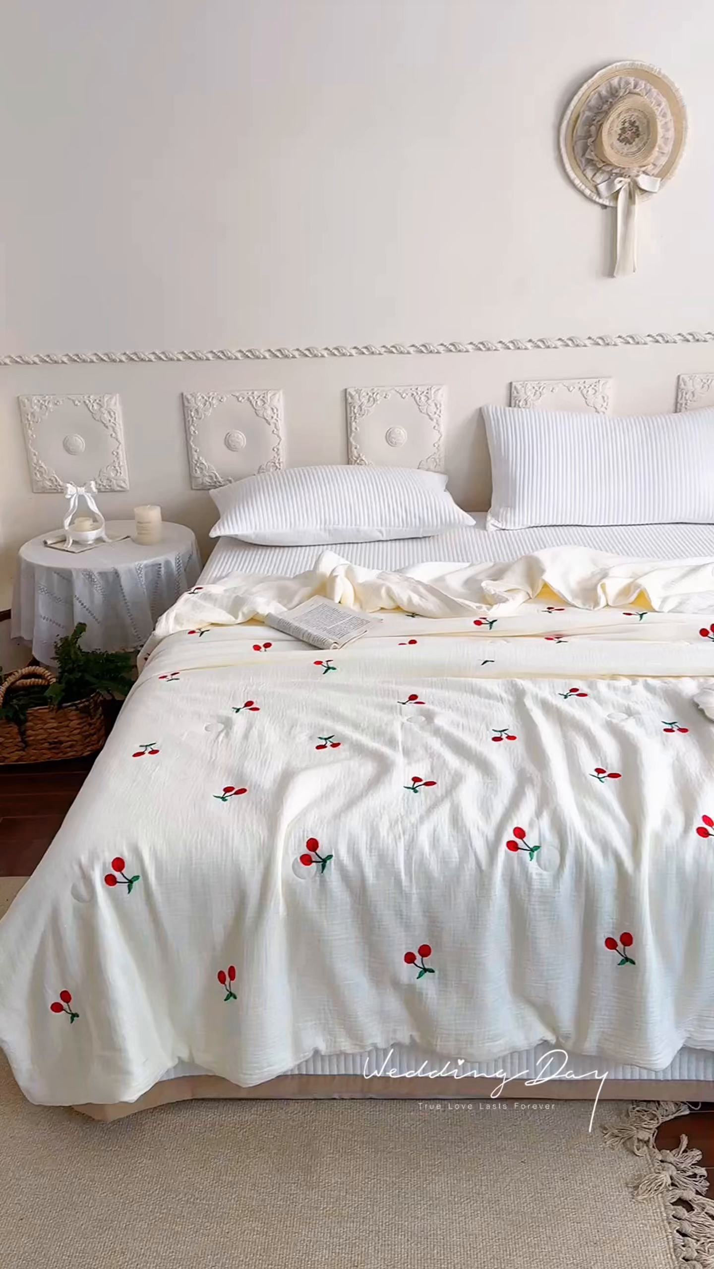 91家纺网 家纺一手货源 找家纺 宇航家纺 2026新款全棉纯棉皱皱纱刺绣款夏被夏凉被空调被床盖四件套 小樱桃