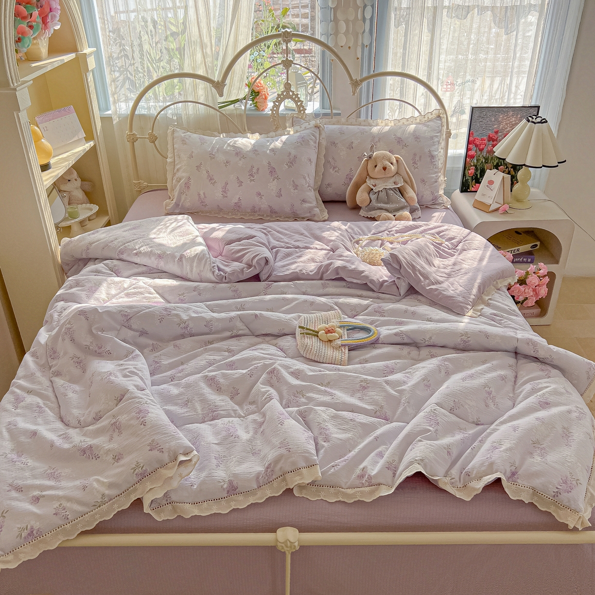 91家纺网 家纺一手货源 找家纺 罗亿家纺 2026新款全棉镂空花边云感双层纱夏被四件套 萄气满满