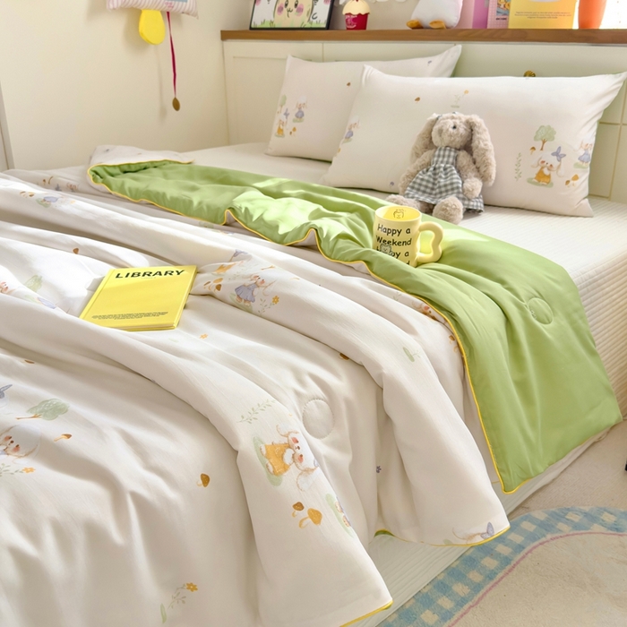 91家纺网 家纺一手货源 找家纺 金蕊阁 2025新款A类水洗双层纱夏被大豆夏被夏凉被空调被花语兔