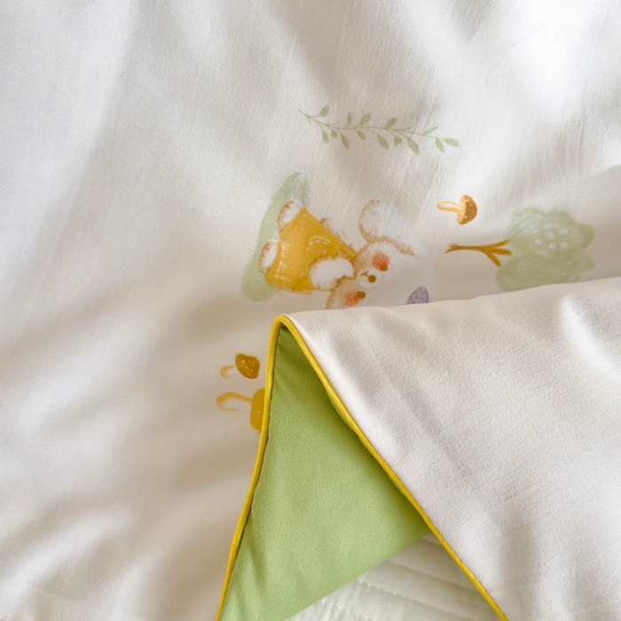 91家纺网 家纺一手货源 找家纺 金蕊阁 2025新款A类水洗双层纱夏被大豆夏被夏凉被空调被花语兔