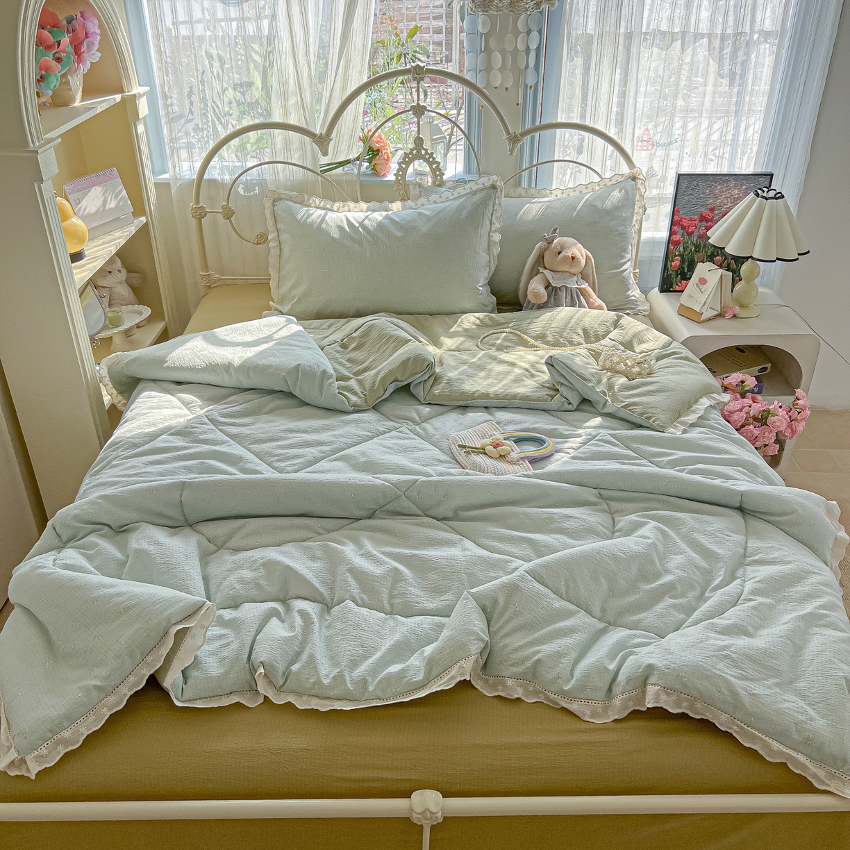 91家纺网 家纺一手货源 找家纺 罗亿家纺 2026新款全棉镂空花边云感双层纱夏被四件套 简夏