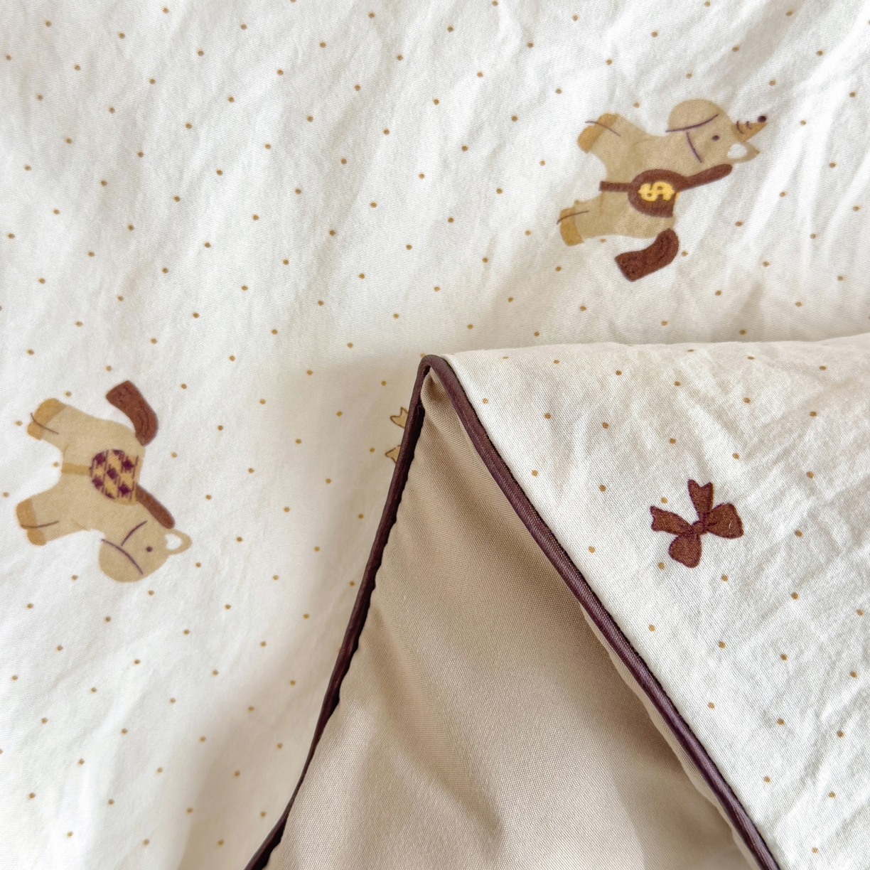 91家纺网 家纺一手货源 找家纺 金蕊阁 2025新款A类水洗双层纱夏被大豆夏被夏凉被空调被马上有钱