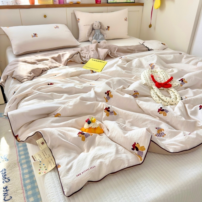 91家纺网 家纺一手货源 找家纺 金蕊阁 2025新款A类水洗双层纱夏被大豆夏被夏凉被空调被线条小狗