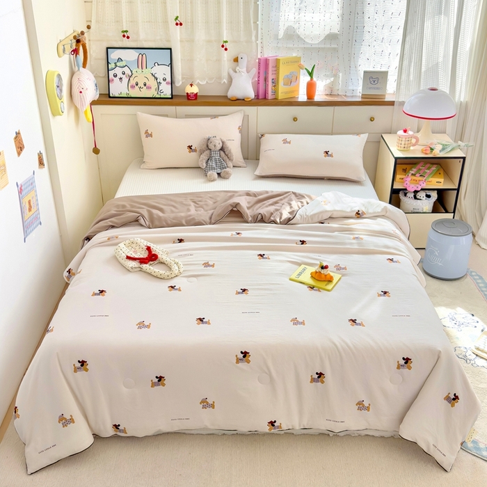 91家纺网 家纺一手货源 找家纺 金蕊阁 2025新款A类水洗双层纱夏被大豆夏被夏凉被空调被线条小狗