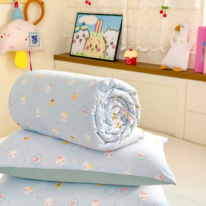 91家纺网 家纺一手货源 找家纺 金蕊阁 2025新款A类水洗双层纱夏被大豆夏被夏凉被空调被小猫甜品店