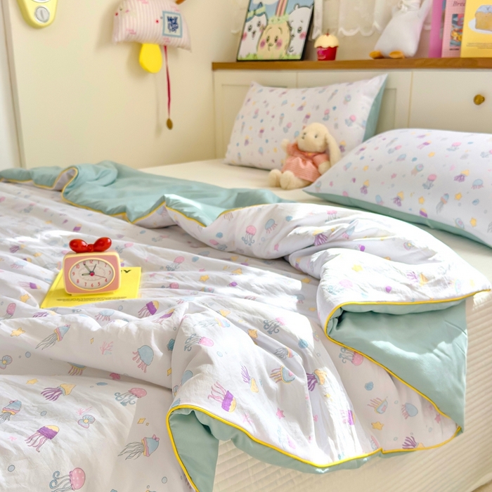 91家纺网 家纺一手货源 找家纺 金蕊阁 2025新款A类水洗双层纱夏被大豆夏被夏凉被空调被星落水母湾