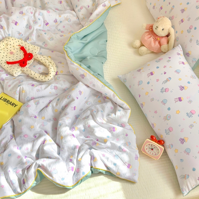 91家纺网 家纺一手货源 找家纺 金蕊阁 2025新款A类水洗双层纱夏被大豆夏被夏凉被空调被星落水母湾