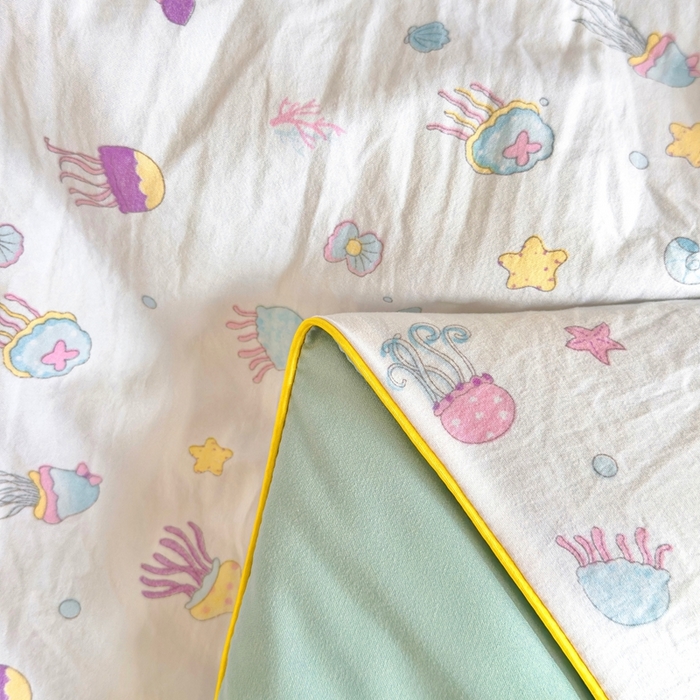 91家纺网 家纺一手货源 找家纺 金蕊阁 2025新款A类水洗双层纱夏被大豆夏被夏凉被空调被星落水母湾