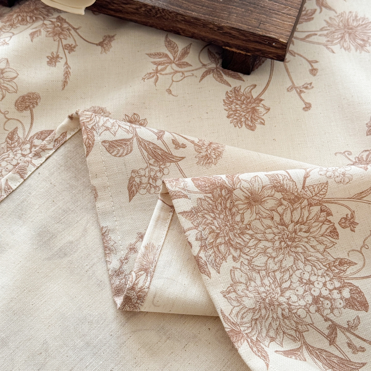 91家纺网 家纺一手货源 找家纺 （总）蓝邻家纺 2026年新款全棉纯棉棉麻复古风单床单单品床单单件场景二