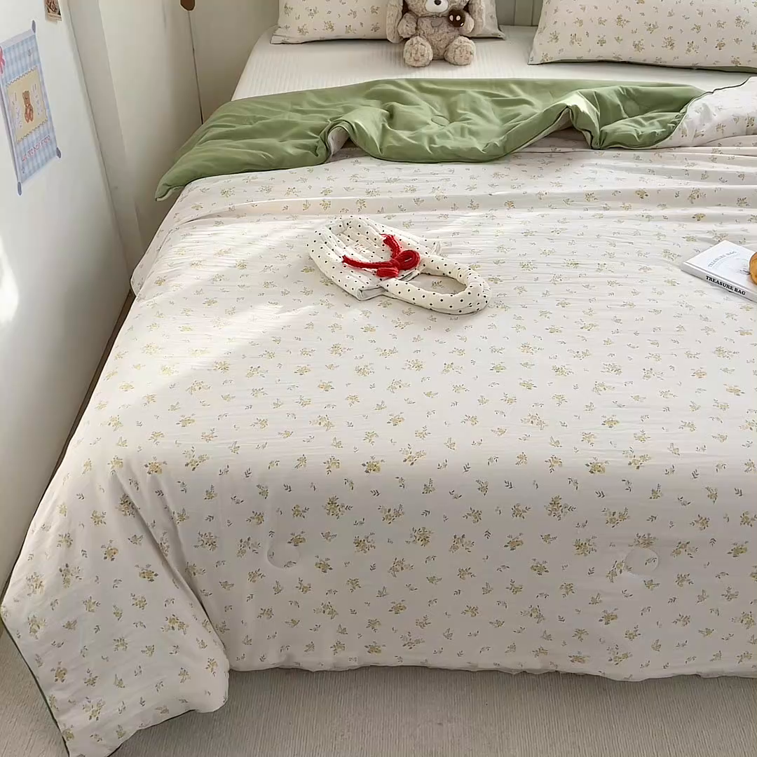 91家纺网 家纺一手货源 找家纺 金蕊阁 2025新款A类水洗双层纱夏被大豆夏被夏凉被空调被花间梦