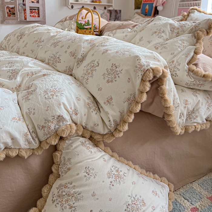 91家纺网 家纺一手货源 找家纺 鑫利来家纺 2026新款毛球款四件套古法水洗棉韩式法式花边四件套被套学生床单三件套 毛球款-甜桔