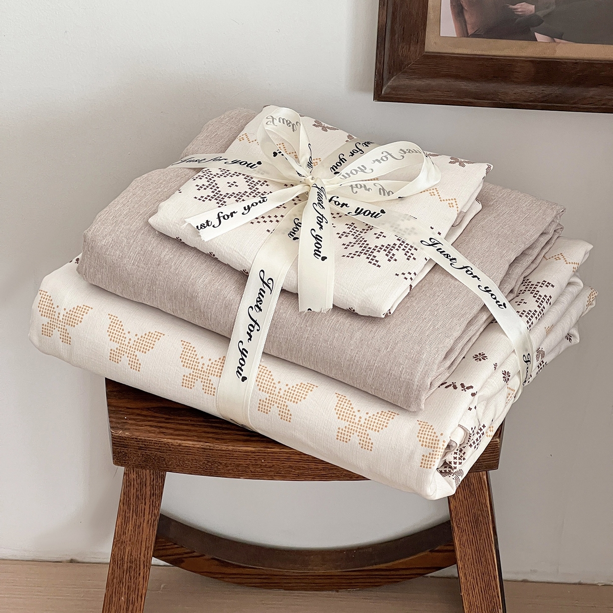 91家纺网 家纺一手货源 找家纺 （总）弗苓家纺 2026春季新款高克重加厚色织提花四件套