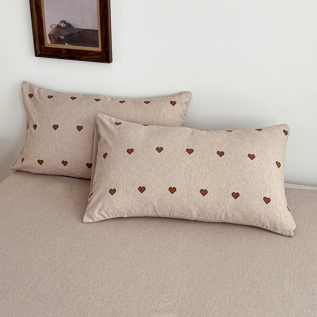 91家纺网 家纺一手货源 找家纺 弗苓家纺 2026春季新款高克重加厚色织提花四件套 爱心咖