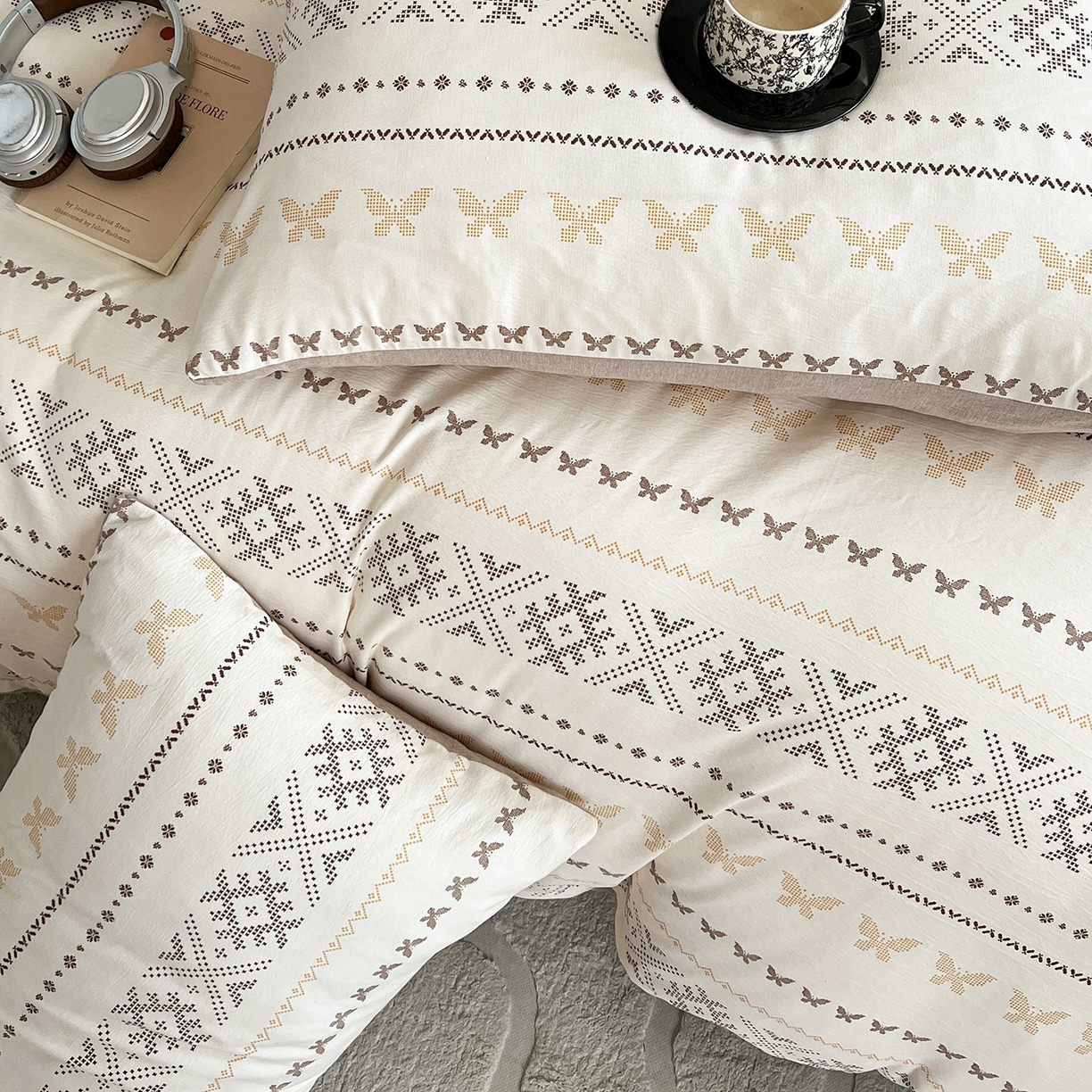 91家纺网 家纺一手货源 找家纺 弗苓家纺 2026春季新款高克重加厚色织提花四件套 北欧风情