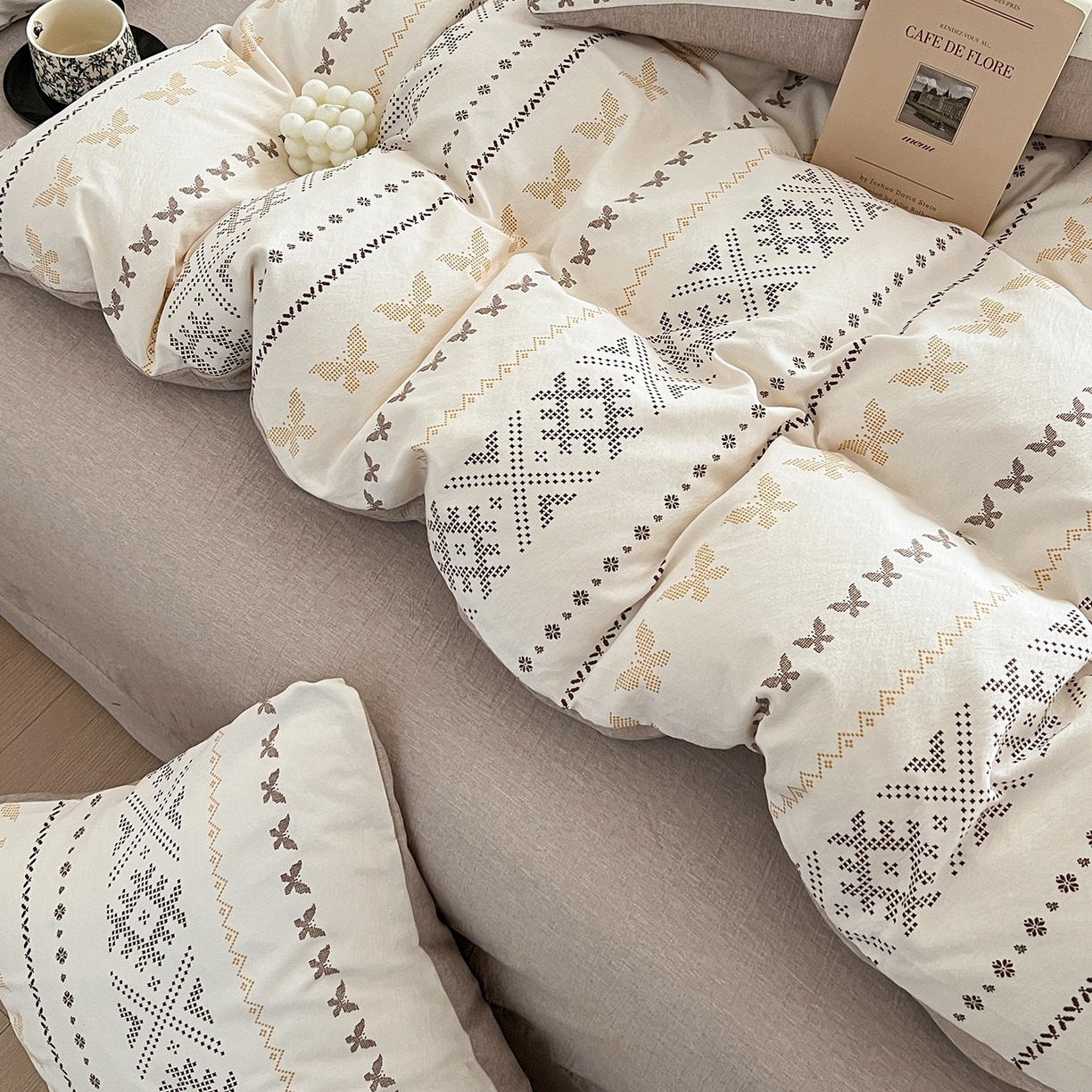 91家纺网 家纺一手货源 找家纺 弗苓家纺 2026春季新款高克重加厚色织提花四件套 北欧风情