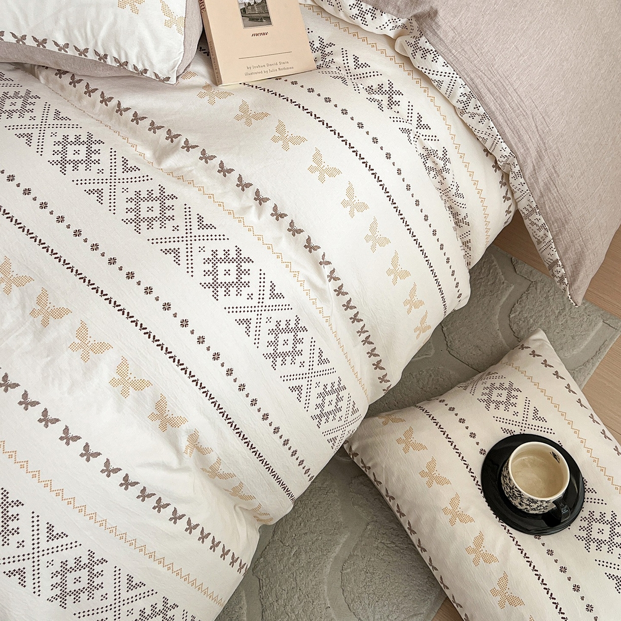 91家纺网 家纺一手货源 找家纺 弗苓家纺 2026春季新款高克重加厚色织提花四件套 北欧风情