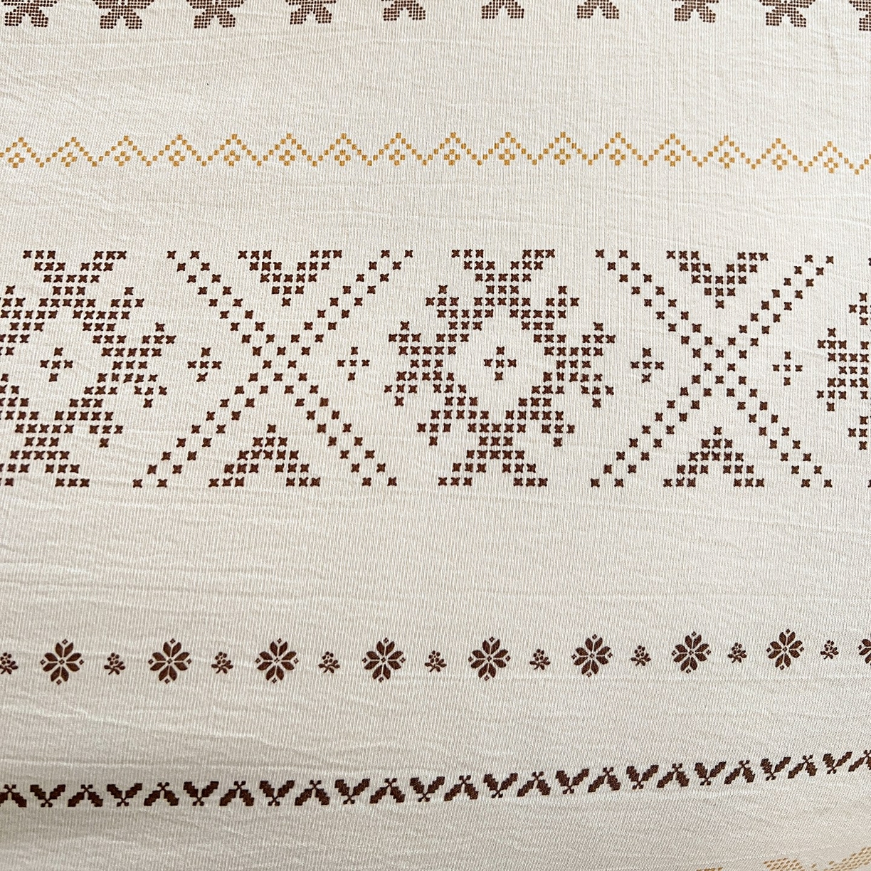 91家纺网 家纺一手货源 找家纺 弗苓家纺 2026春季新款高克重加厚色织提花四件套 北欧风情