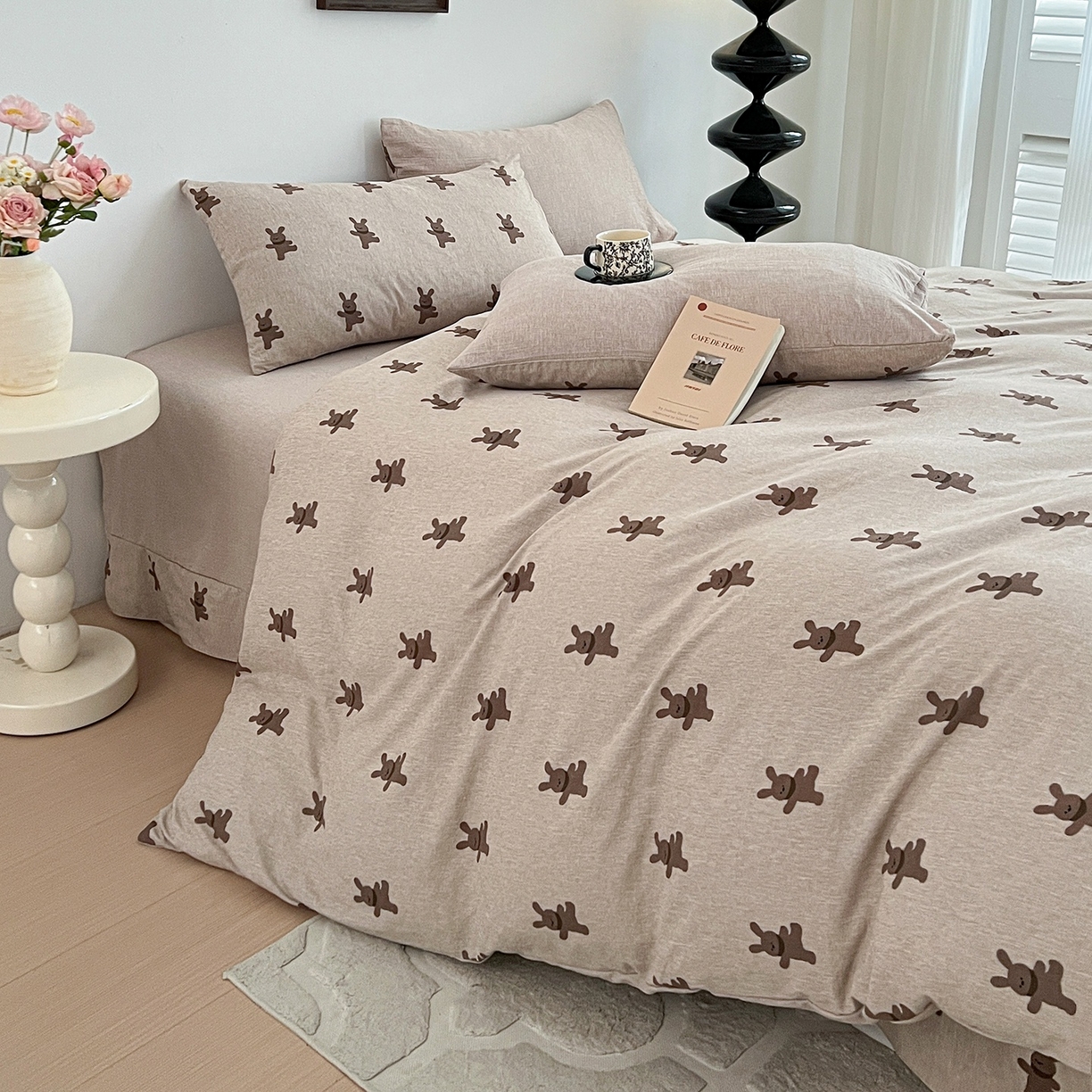 91家纺网 家纺一手货源 找家纺 弗苓家纺 2026春季新款高克重加厚色织提花四件套 布偶熊