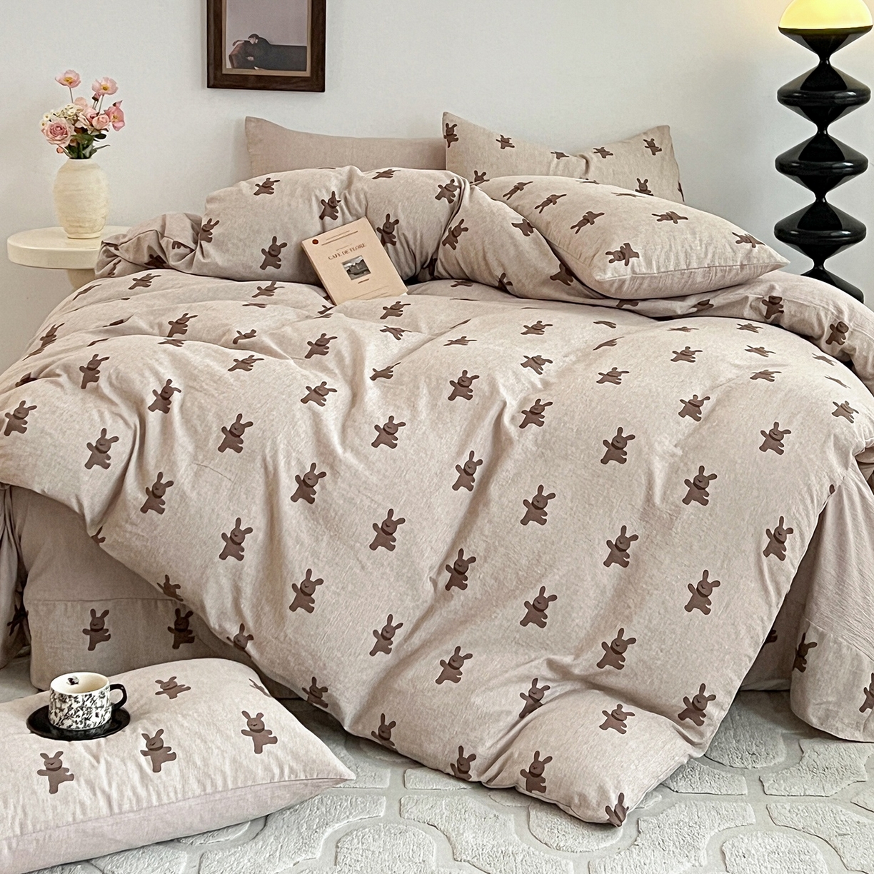 91家纺网 家纺一手货源 找家纺 弗苓家纺 2026春季新款高克重加厚色织提花四件套 布偶熊