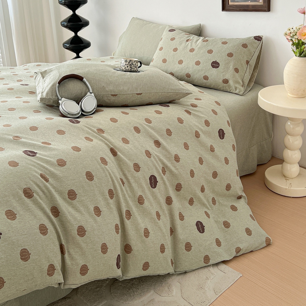 91家纺网 家纺一手货源 找家纺 弗苓家纺 2026春季新款高克重加厚色织提花四件套 复古南瓜