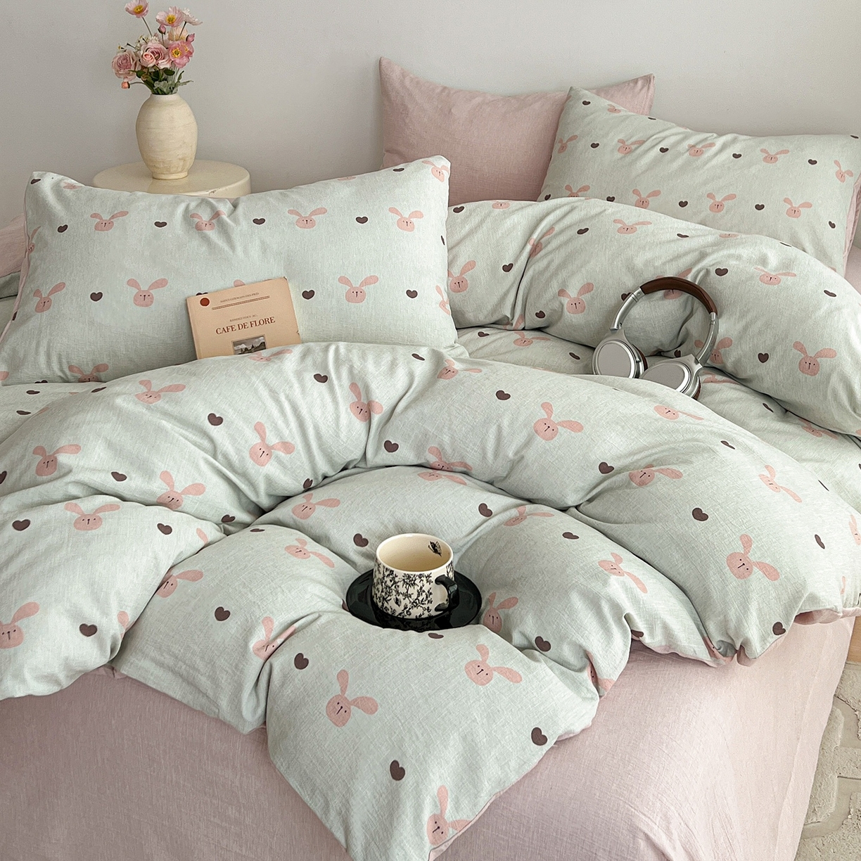 91家纺网 家纺一手货源 找家纺 弗苓家纺 2026春季新款高克重加厚色织提花四件套 红棕小兔