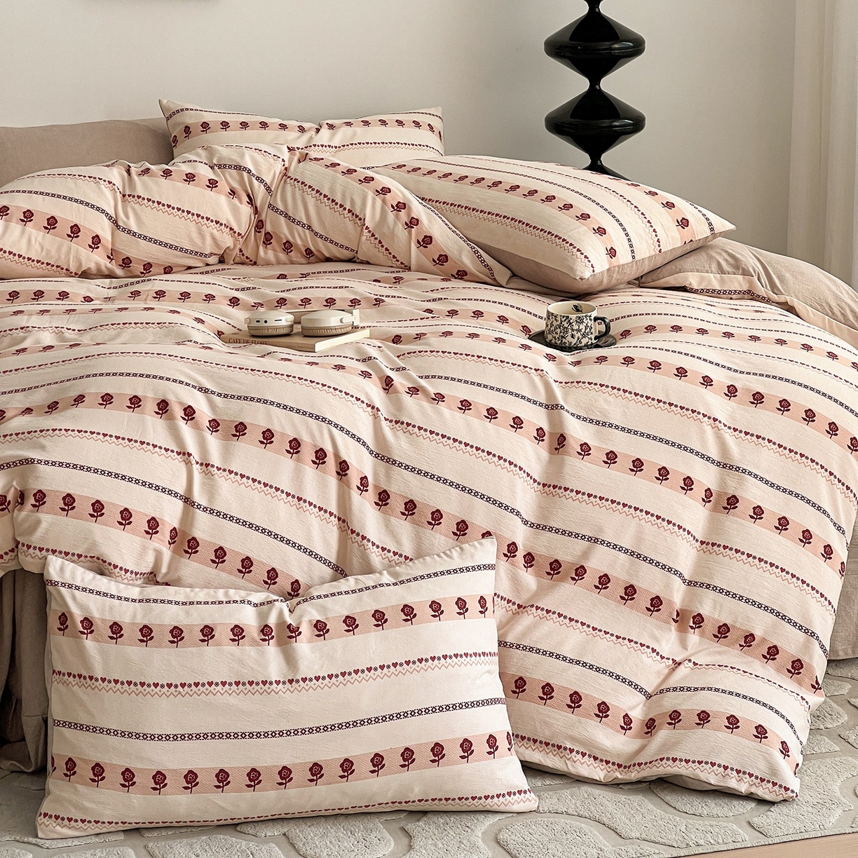 91家纺网 家纺一手货源 找家纺 弗苓家纺 2026春季新款高克重加厚色织提花四件套 玛奇朵