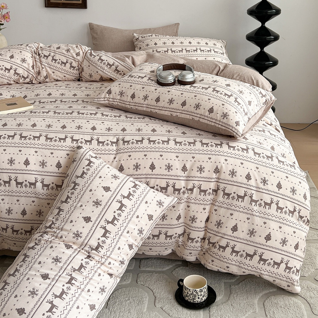 91家纺网 家纺一手货源 找家纺 弗苓家纺 2026春季新款高克重加厚色织提花四件套 麋鹿