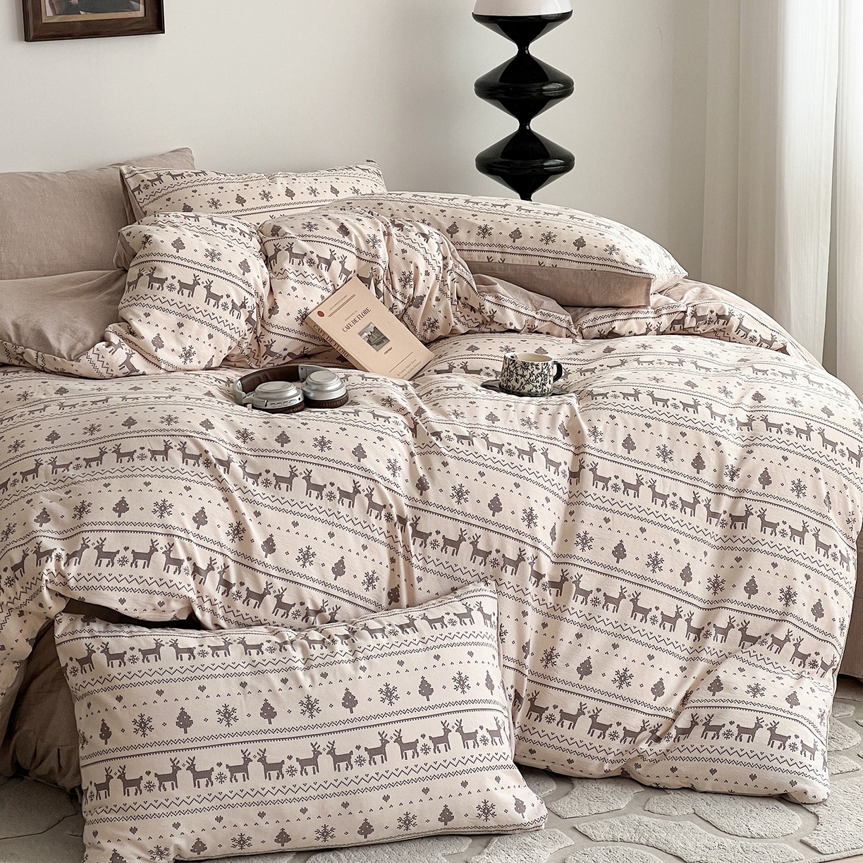 91家纺网 家纺一手货源 找家纺 弗苓家纺 2026春季新款高克重加厚色织提花四件套 麋鹿