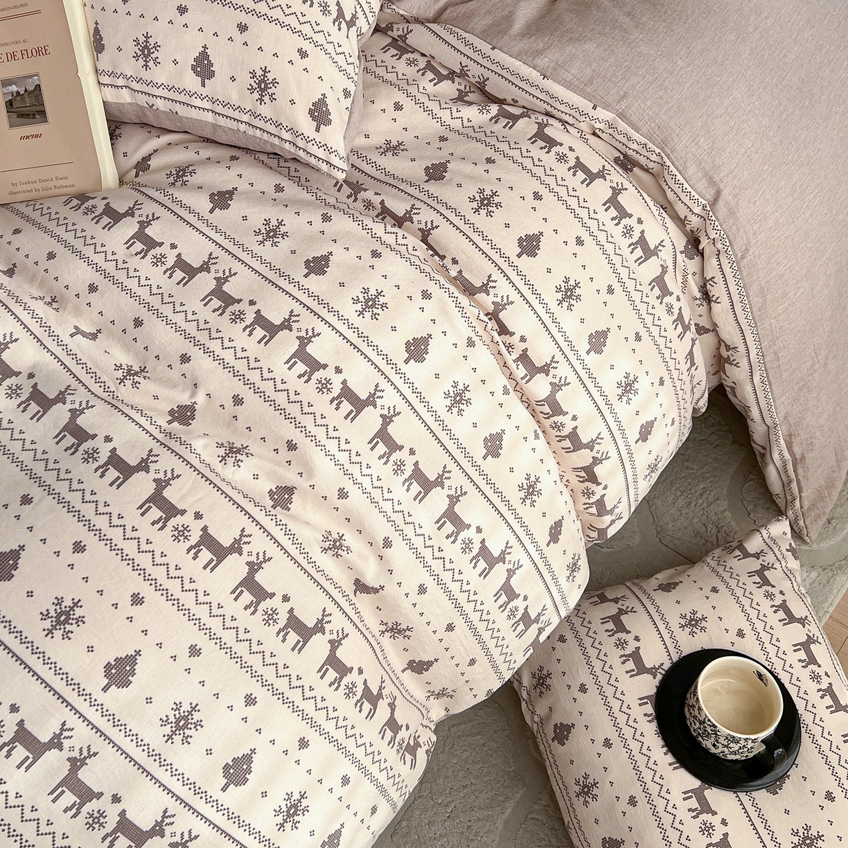 91家纺网 家纺一手货源 找家纺 弗苓家纺 2026春季新款高克重加厚色织提花四件套 麋鹿