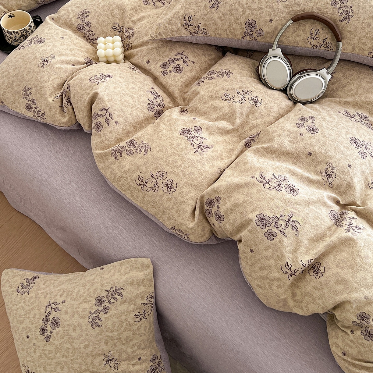 91家纺网 家纺一手货源 找家纺 弗苓家纺 2026春季新款高克重加厚色织提花四件套 蔷薇