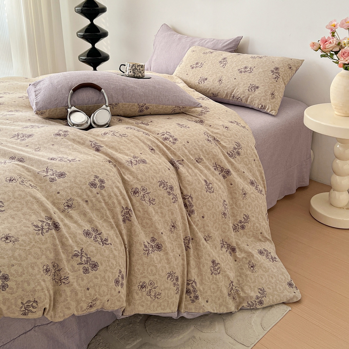 91家纺网 家纺一手货源 找家纺 弗苓家纺 2026春季新款高克重加厚色织提花四件套 蔷薇