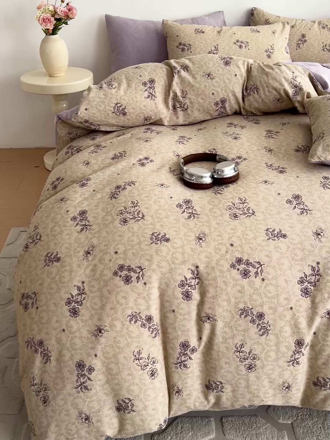 91家纺网 家纺一手货源 找家纺 弗苓家纺 2026春季新款高克重加厚色织提花四件套 蔷薇