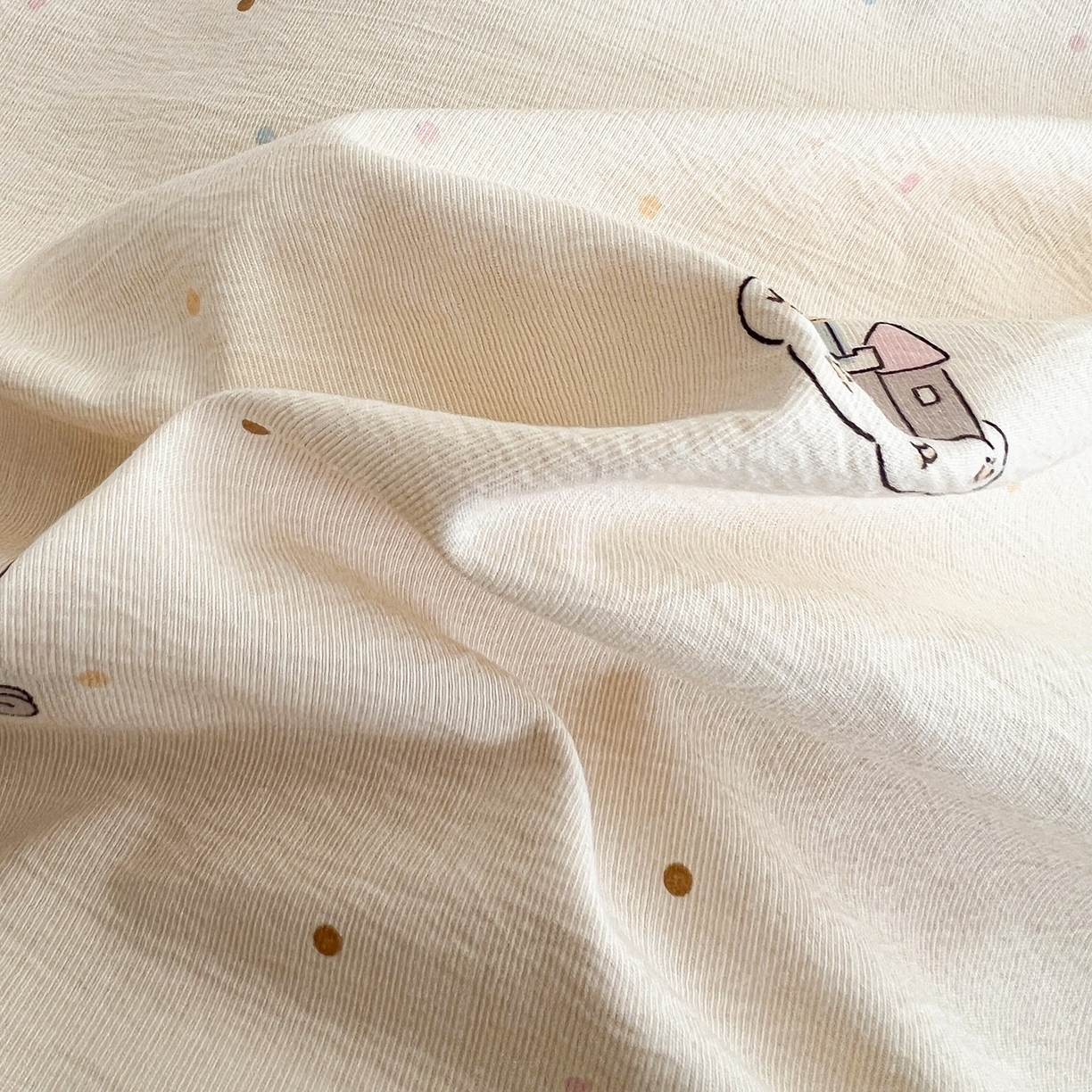 91家纺网 家纺一手货源 找家纺 弗苓家纺 2026春季新款高克重加厚色织提花四件套 童心小木马