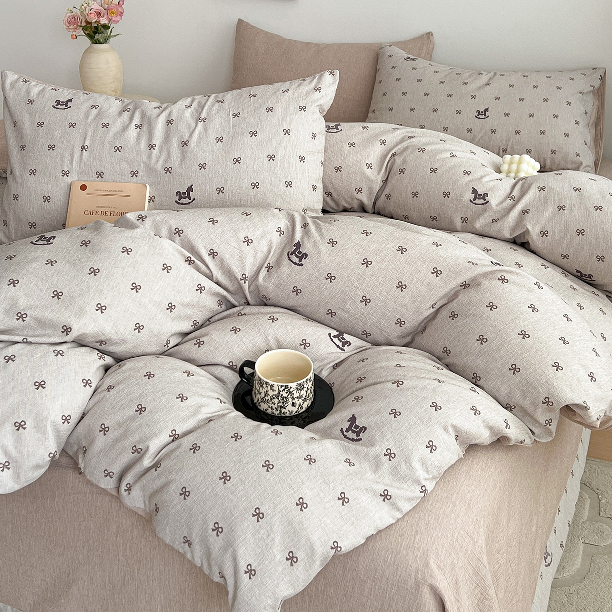 91家纺网 家纺一手货源 找家纺 弗苓家纺 2026春季新款高克重加厚色织提花四件套 幸运小马