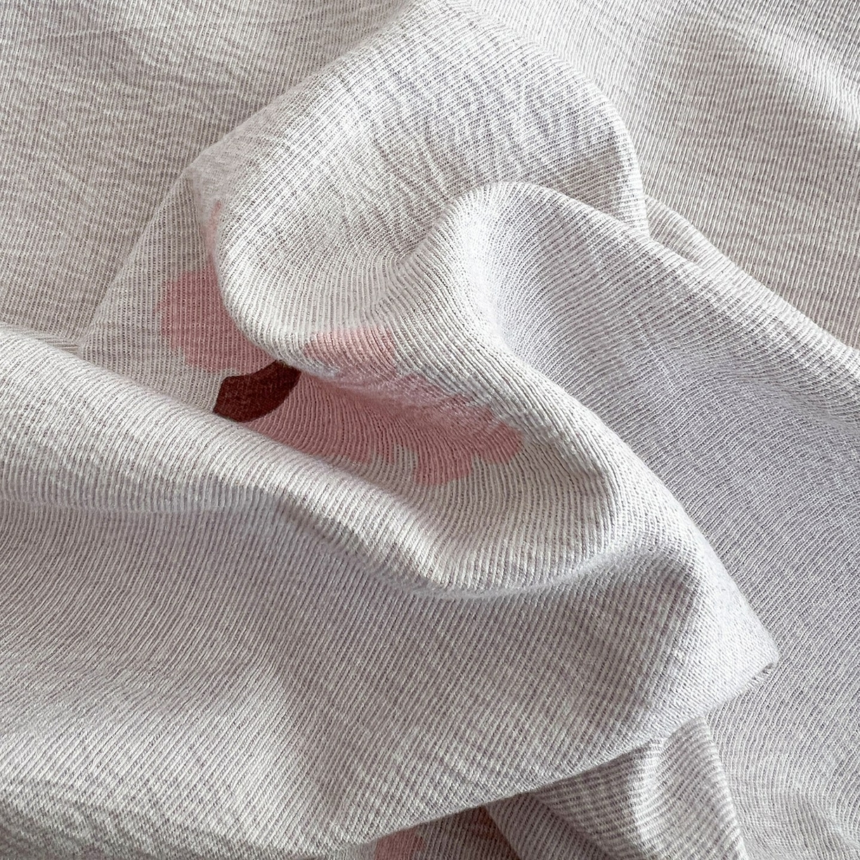 91家纺网 家纺一手货源 找家纺 弗苓家纺 2026春季新款高克重加厚色织提花四件套 雪纳瑞