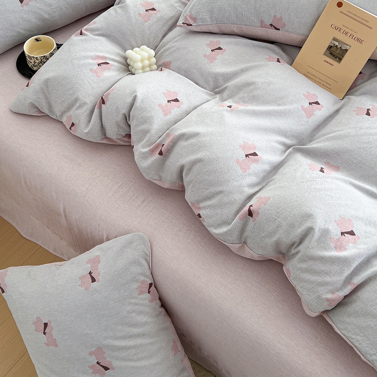 91家纺网 家纺一手货源 找家纺 弗苓家纺 2026春季新款高克重加厚色织提花四件套 雪纳瑞