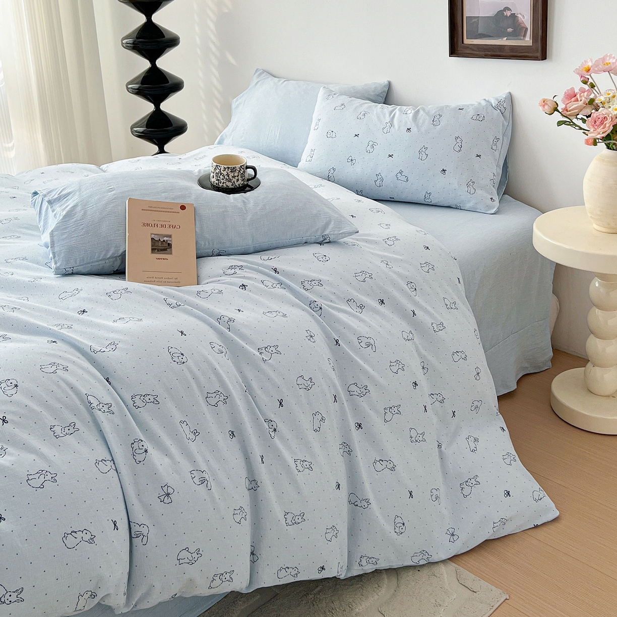 91家纺网 家纺一手货源 找家纺 弗苓家纺 2026春季新款高克重加厚色织提花四件套 月兔