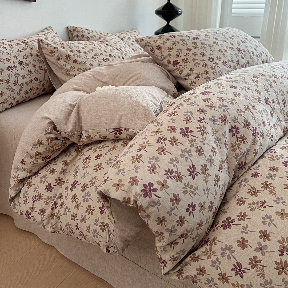 91家纺网 家纺一手货源 找家纺 弗苓家纺 2026春季新款高克重加厚色织提花四件套 云絮