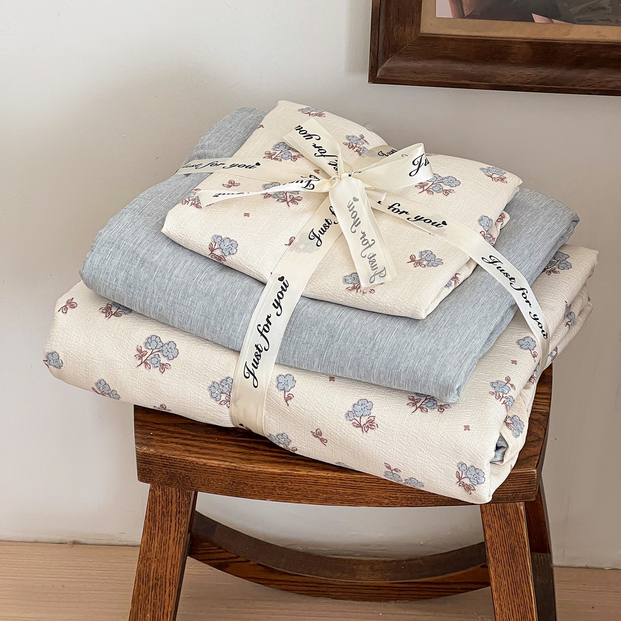 弗苓家纺 2026春季新款高克重加厚色织提花四件套 芝樱