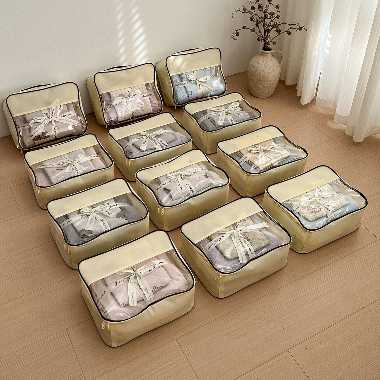 91家纺网 家纺一手货源 找家纺 弗苓家纺 2026春季新款高克重加厚色织提花四件套 组合图（仅供展示不可下单）