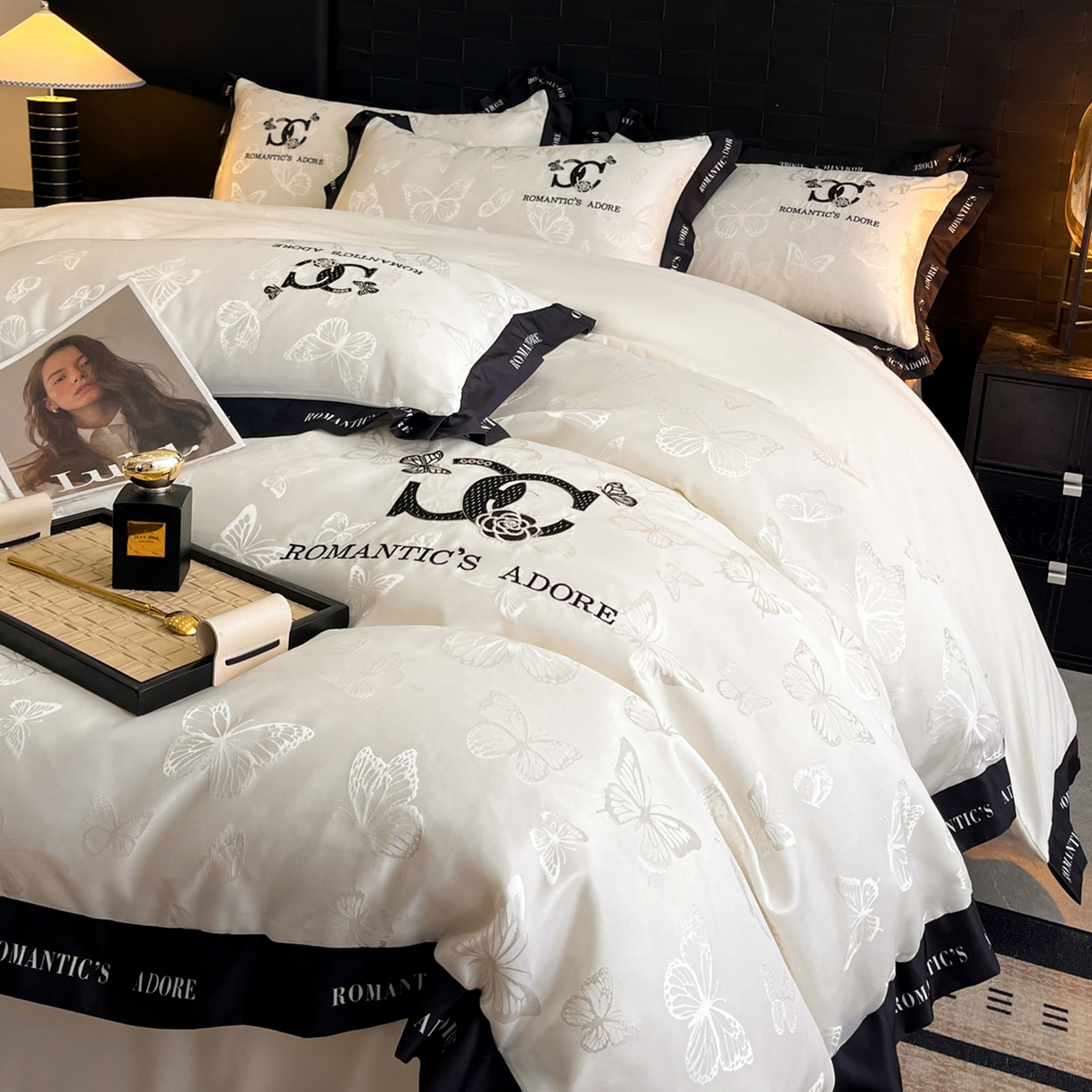 91家纺网 家纺一手货源 找家纺 （总）宇航家纺 2026新款专版厚织亮丝提花水洗真丝四件套梦蝶系列