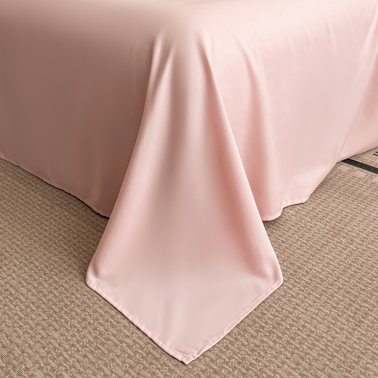 91家纺网 家纺一手货源 找家纺 宇航家纺 2026新款专版厚织亮丝提花水洗真丝四件套梦蝶系列 梦蝶粉玉