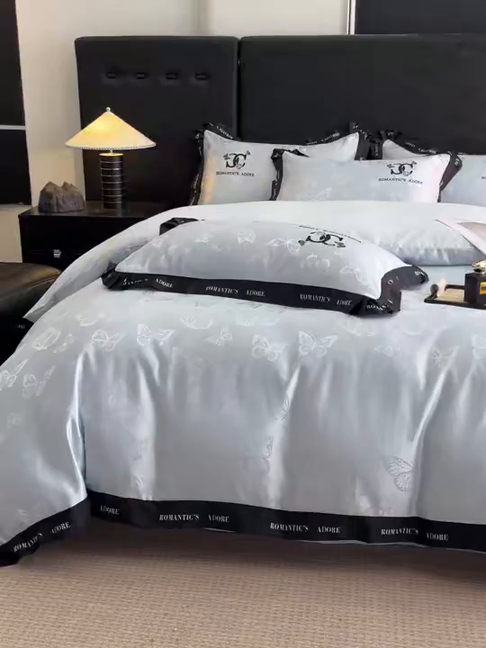 91家纺网 家纺一手货源 找家纺 宇航家纺 2026新款专版厚织亮丝提花水洗真丝四件套梦蝶系列 梦蝶天蓝