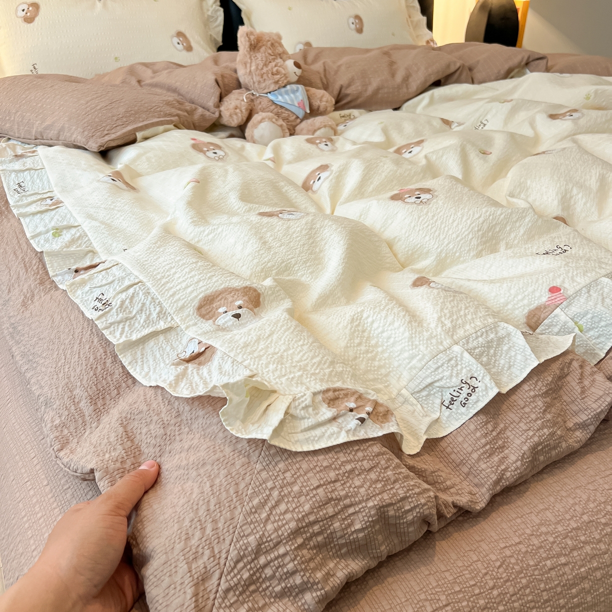 91家纺网 家纺一手货源 找家纺 子钦家纺 2026春夏新款提花泡芙棉花边拼角工艺床单床笠四件套-卡哇伊 卡哇伊-生日狗