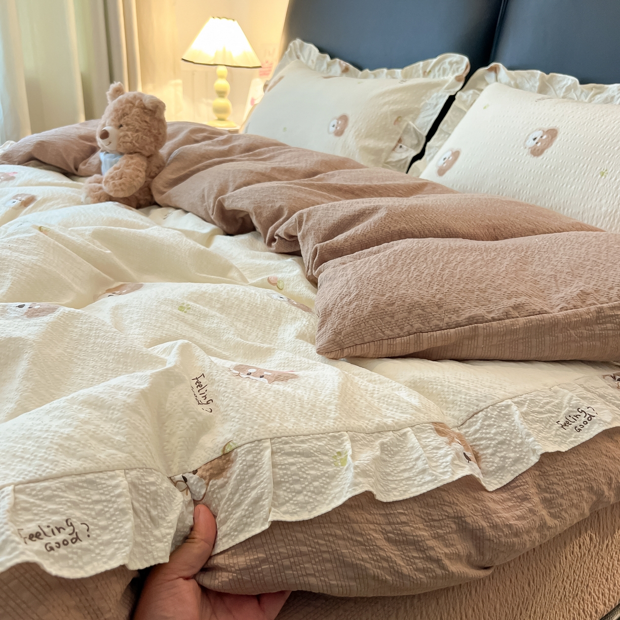 91家纺网 家纺一手货源 找家纺 子钦家纺 2026春夏新款提花泡芙棉花边拼角工艺床单床笠四件套-卡哇伊 卡哇伊-生日狗