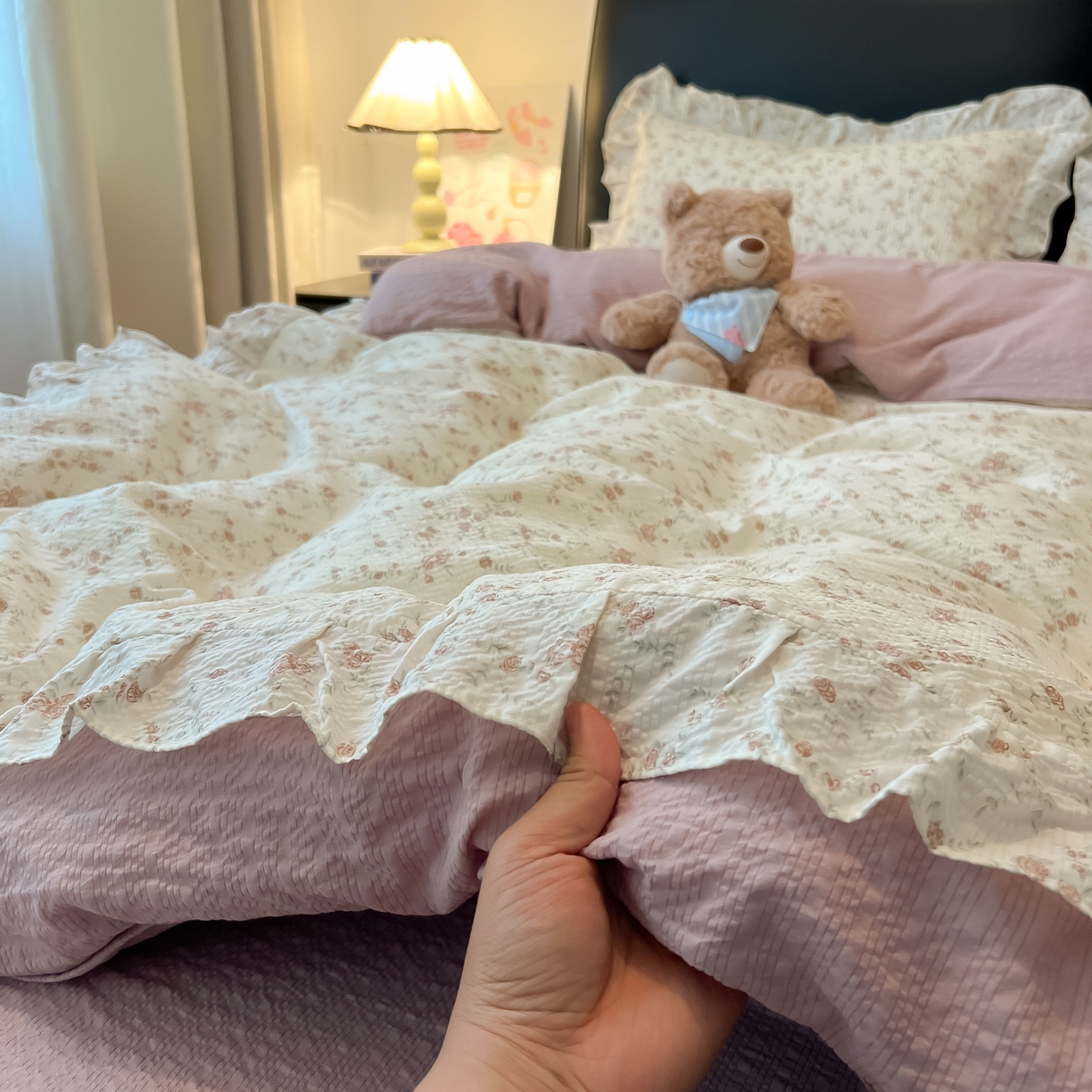 91家纺网 家纺一手货源 找家纺 子钦家纺 2026春夏新款提花泡芙棉花边拼角工艺床单床笠四件套-卡哇伊 卡哇伊-美好时光