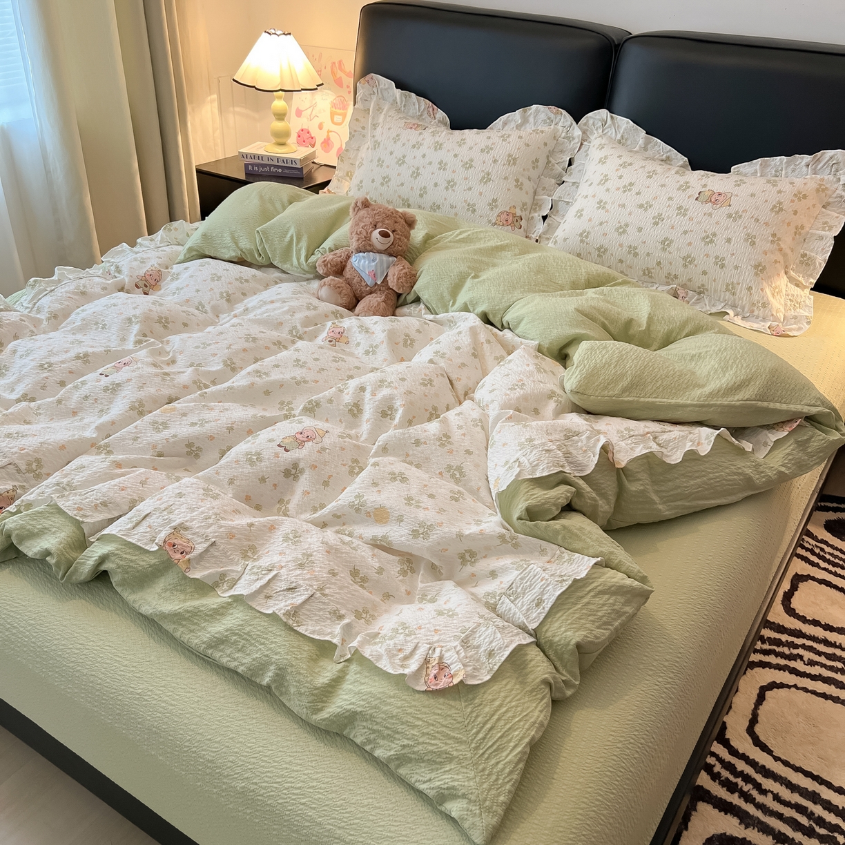 91家纺网 家纺一手货源 找家纺 子钦家纺 2026春夏新款提花泡芙棉花边拼角工艺床单床笠四件套-卡哇伊 卡哇伊-欢乐颂