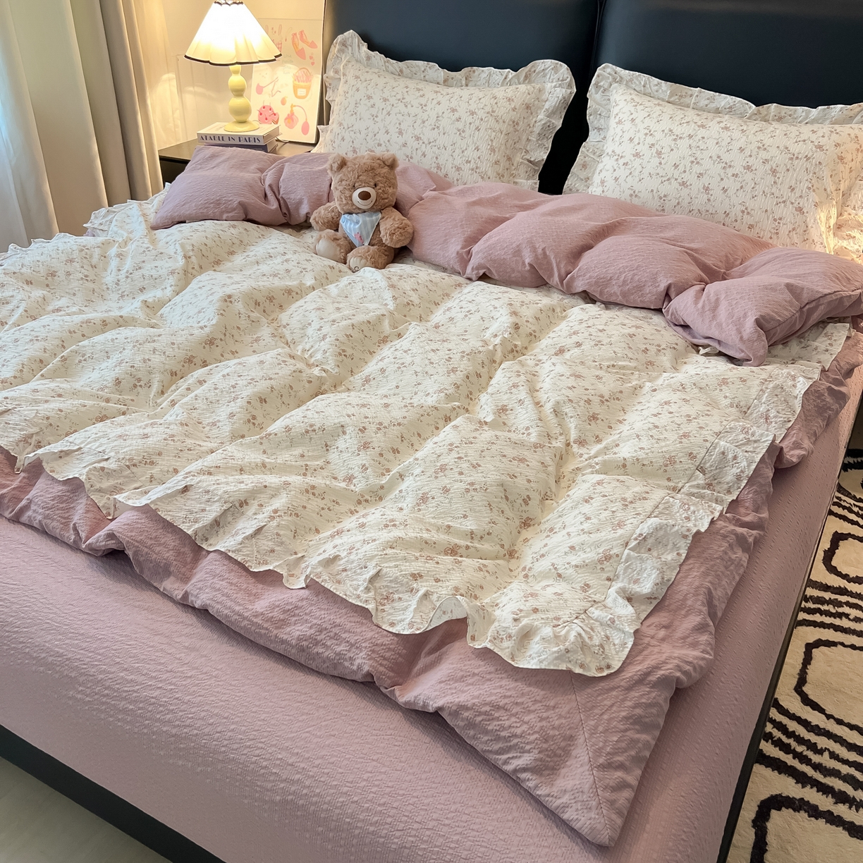 91家纺网 家纺一手货源 找家纺 子钦家纺 2026春夏新款提花泡芙棉花边拼角工艺床单床笠四件套-卡哇伊 卡哇伊-美好时光