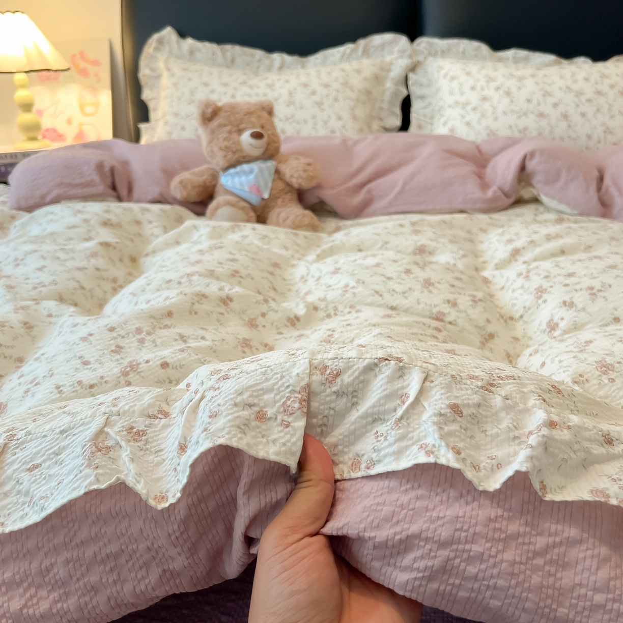 91家纺网 家纺一手货源 找家纺 子钦家纺 2026春夏新款提花泡芙棉花边拼角工艺床单床笠四件套-卡哇伊 卡哇伊-美好时光