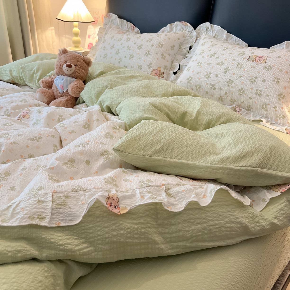 91家纺网 家纺一手货源 找家纺 子钦家纺 2026春夏新款提花泡芙棉花边拼角工艺床单床笠四件套-卡哇伊 卡哇伊-欢乐颂